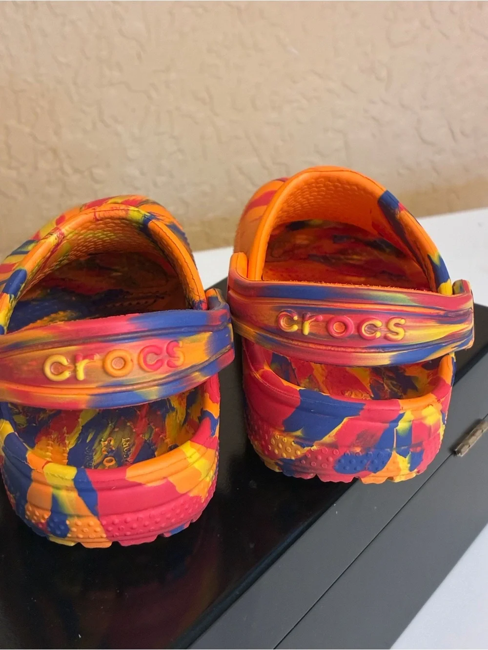 CROCS Kids Classic Clog in Orange with Multicolor Swirl -Toddler 8